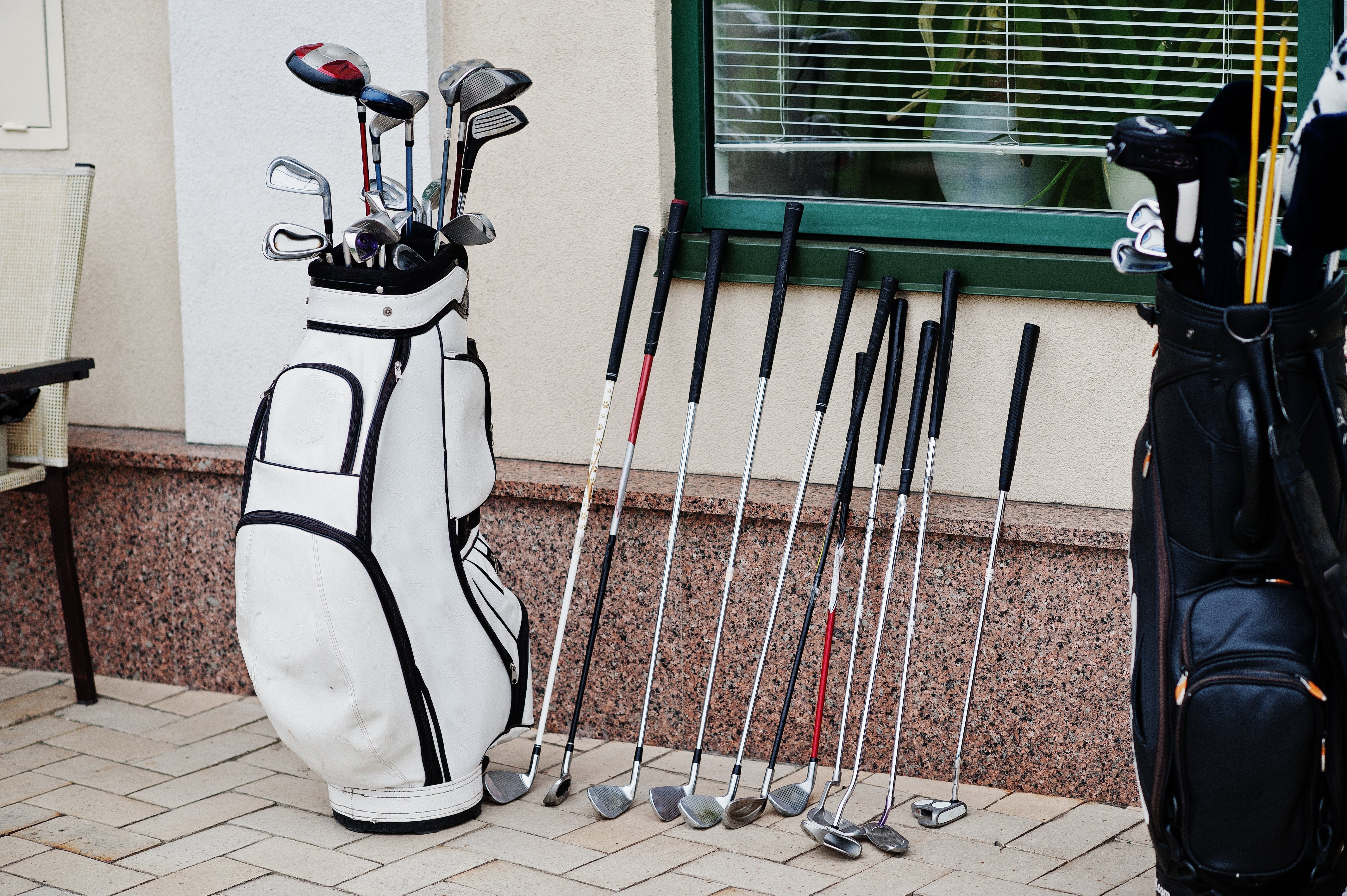 What’s in a Beginner’s Golf Bag? Essentials You Actually Need